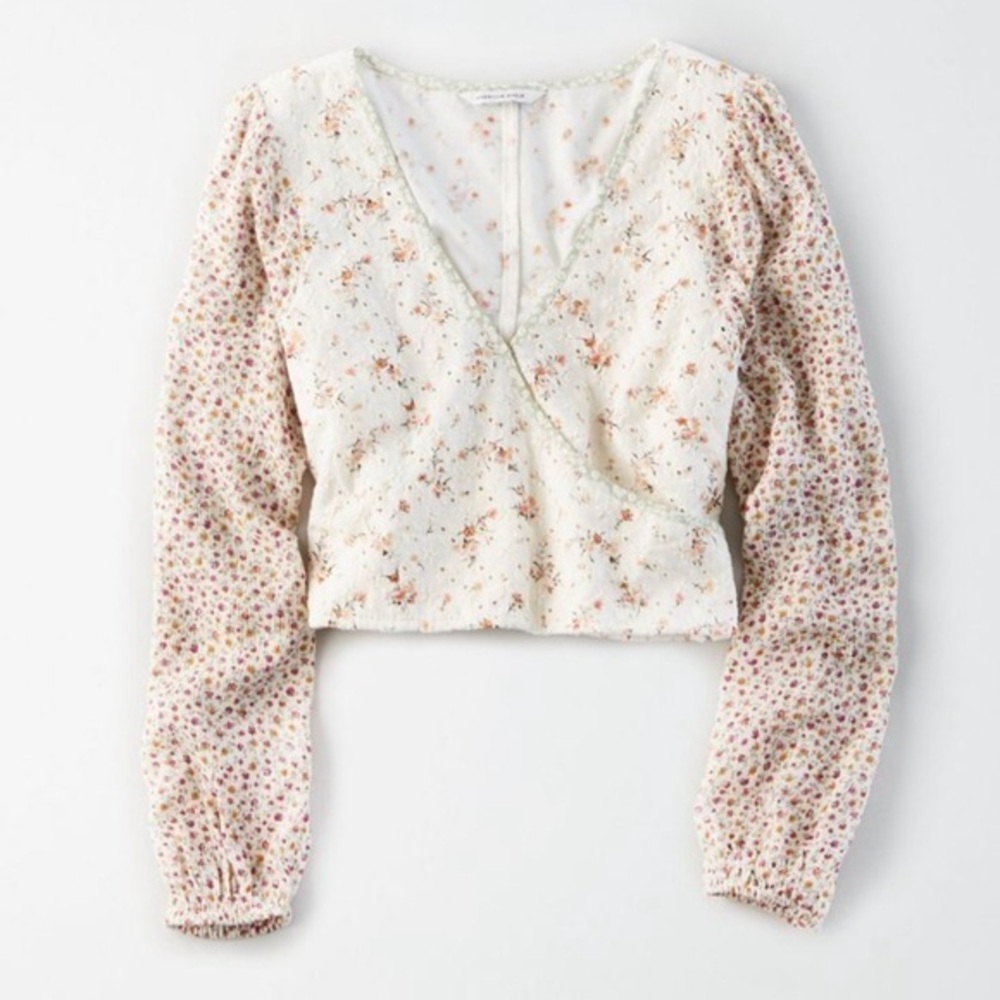 American Eagle Eyelet Faux Wrap Pattern Block Crop Top 💕